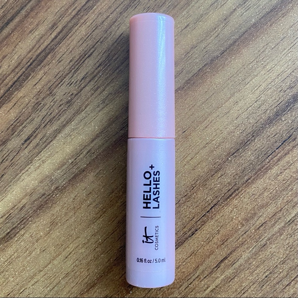 IT Cosmetics Hello Lashes mascara mini size